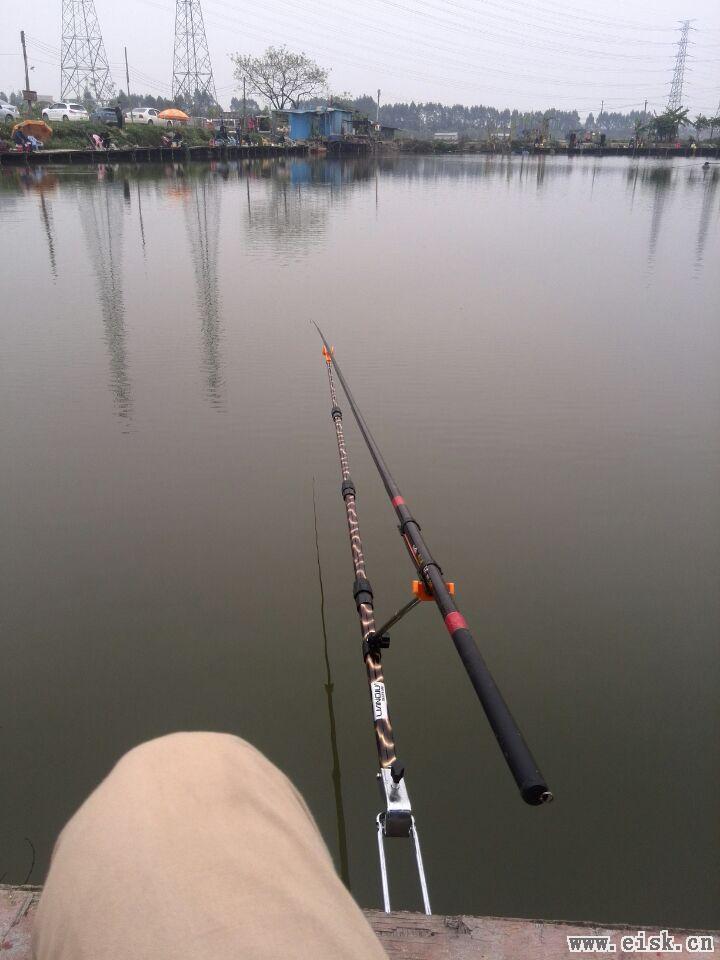 一起去钓鱼吧